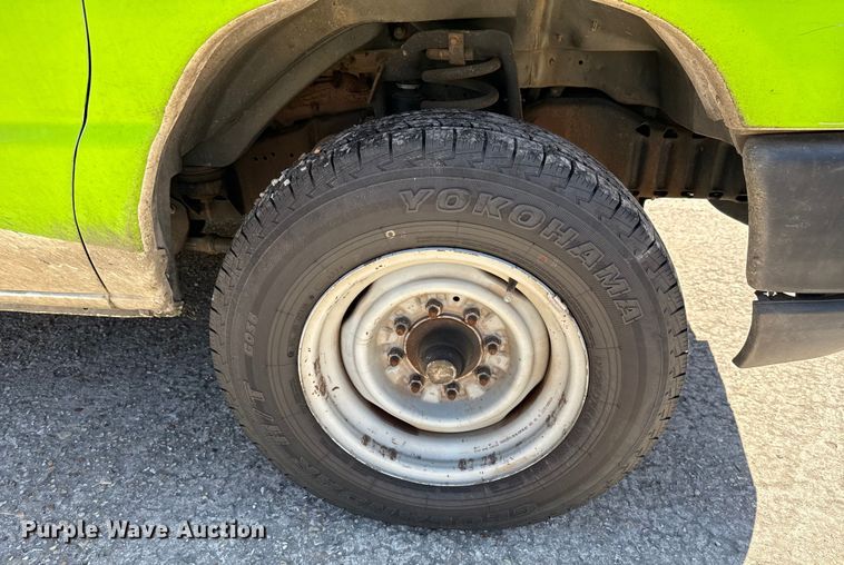 image for item DX5764 2009 Ford E150 van