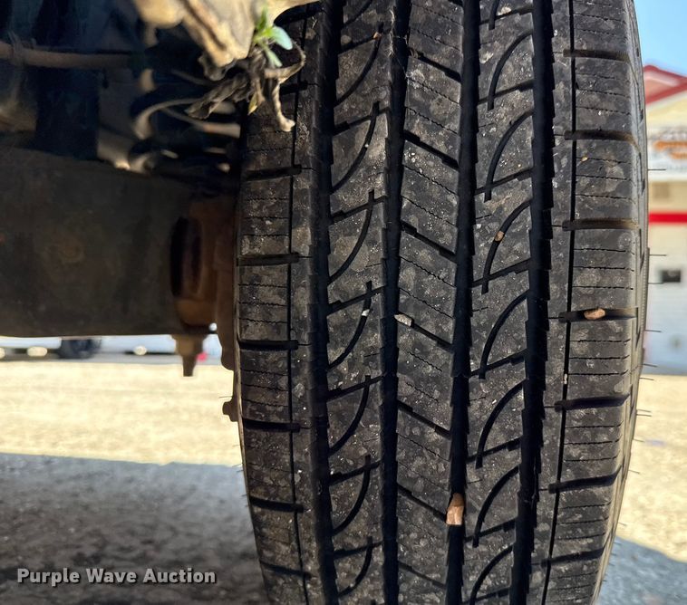 image for item DX5764 2009 Ford E150 van