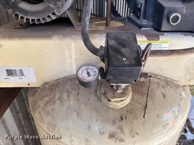 image for item DX5782 Ingersoll Rand TS4N5 air compressor