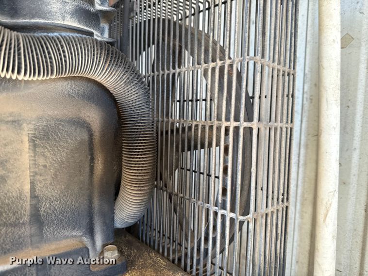 image for item DX5782 Ingersoll Rand TS4N5 air compressor