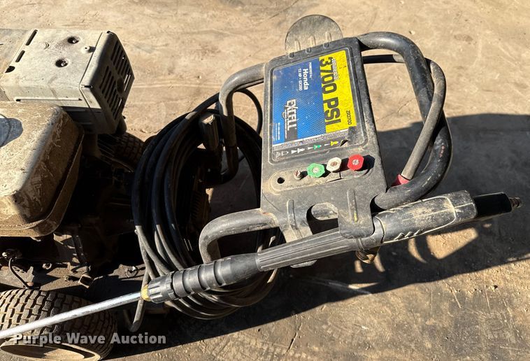 image for item DX5783 Excellent ZR3700 pressure washer