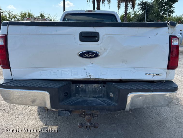 image for item DX5787 2015 Ford F250 Super Duty Crew Cab pickup truck