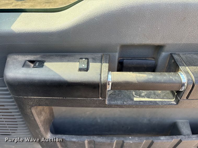 image for item DX5787 2015 Ford F250 Super Duty Crew Cab pickup truck