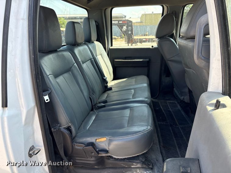 image for item DX5787 2015 Ford F250 Super Duty Crew Cab pickup truck