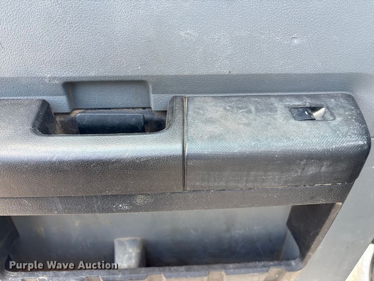 image for item DX5787 2015 Ford F250 Super Duty Crew Cab pickup truck