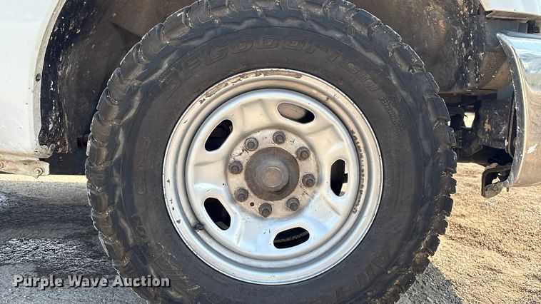 image for item DX5787 2015 Ford F250 Super Duty Crew Cab pickup truck