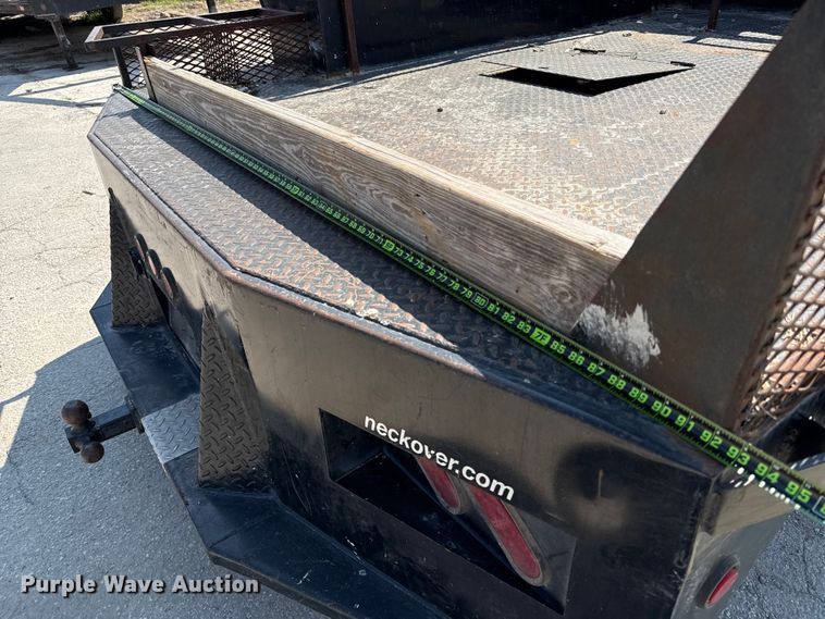 image for item DX5790 2014 Ford F250 Super Duty Crew Cab flatbed pickup truck