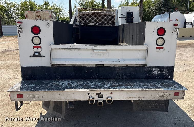 image for item DX5791 2015 Ford F550 utility / service truck