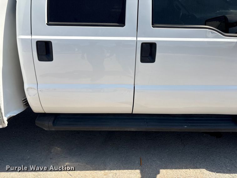 image for item DX5791 2015 Ford F550 utility / service truck