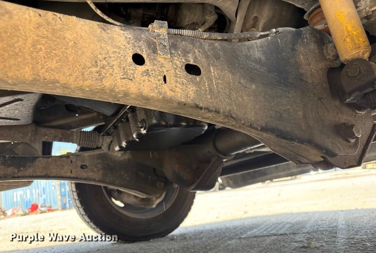 image for item DX5791 2015 Ford F550 utility / service truck