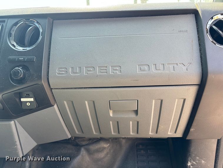 image for item DX5791 2015 Ford F550 utility / service truck