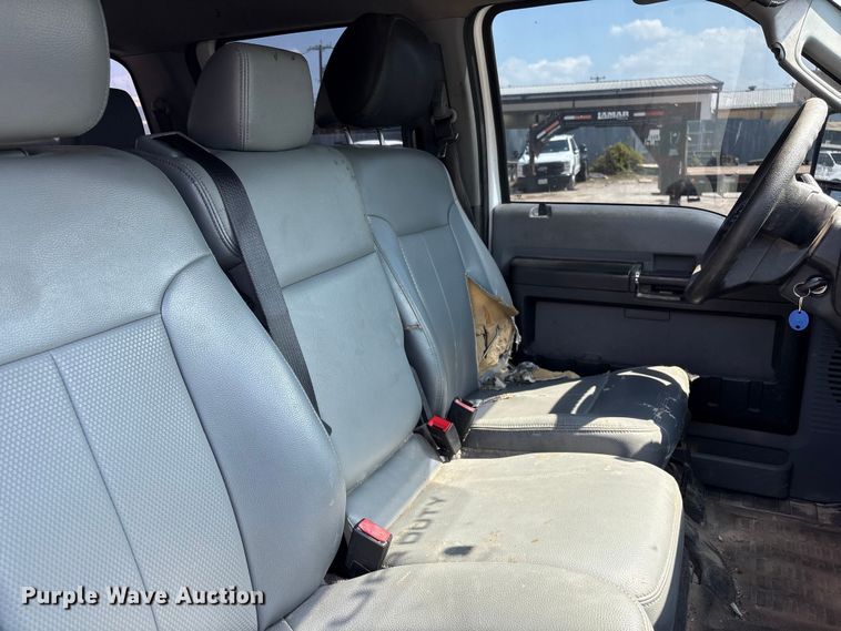 image for item DX5791 2015 Ford F550 utility / service truck