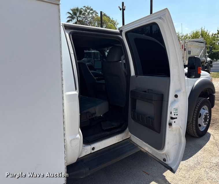 image for item DX5791 2015 Ford F550 utility / service truck