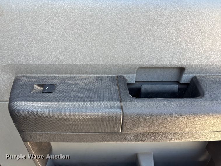 image for item DX5791 2015 Ford F550 utility / service truck