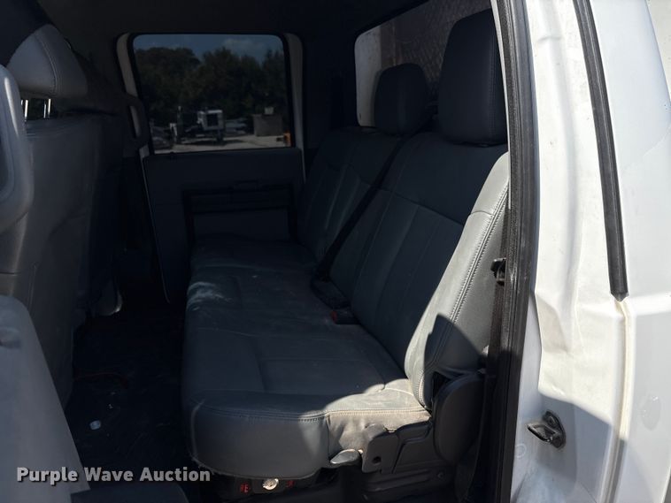 image for item DX5791 2015 Ford F550 utility / service truck