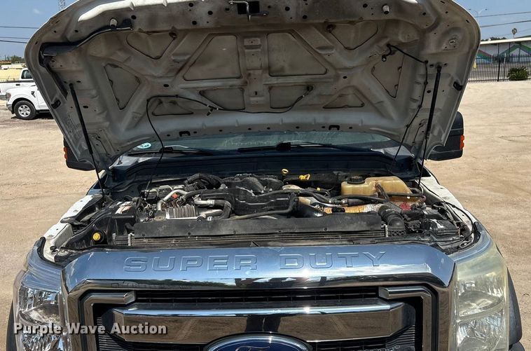 image for item DX5791 2015 Ford F550 utility / service truck