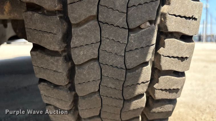 image for item DX5791 2015 Ford F550 utility / service truck