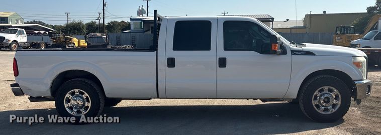 image for item DX5792 2014 Ford F250 Super Duty Crew Cab pickup truck