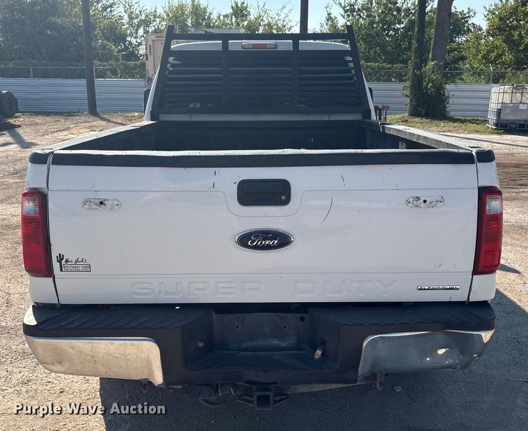 image for item DX5792 2014 Ford F250 Super Duty Crew Cab pickup truck