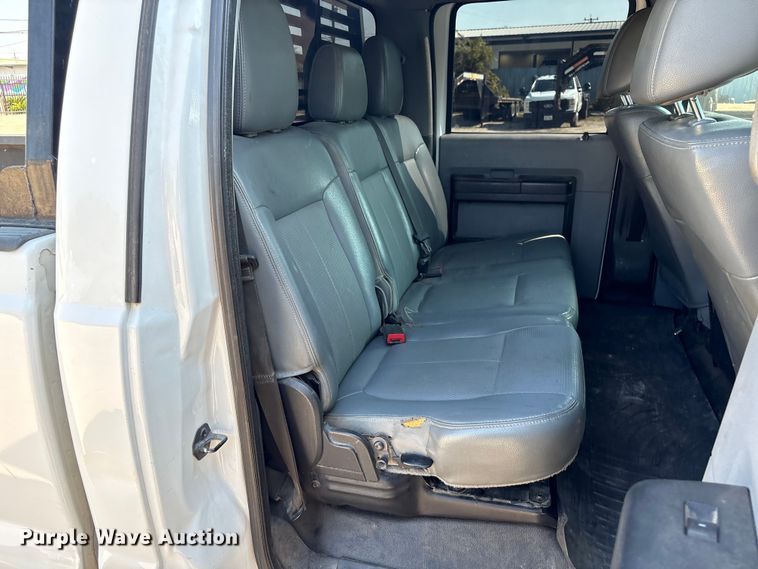 image for item DX5792 2014 Ford F250 Super Duty Crew Cab pickup truck