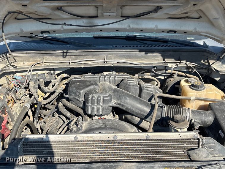 image for item DX5792 2014 Ford F250 Super Duty Crew Cab pickup truck