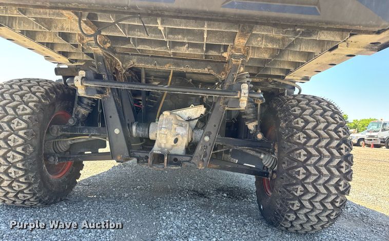 image for item DY0033 2013 Polaris 3400XL utility vehicle