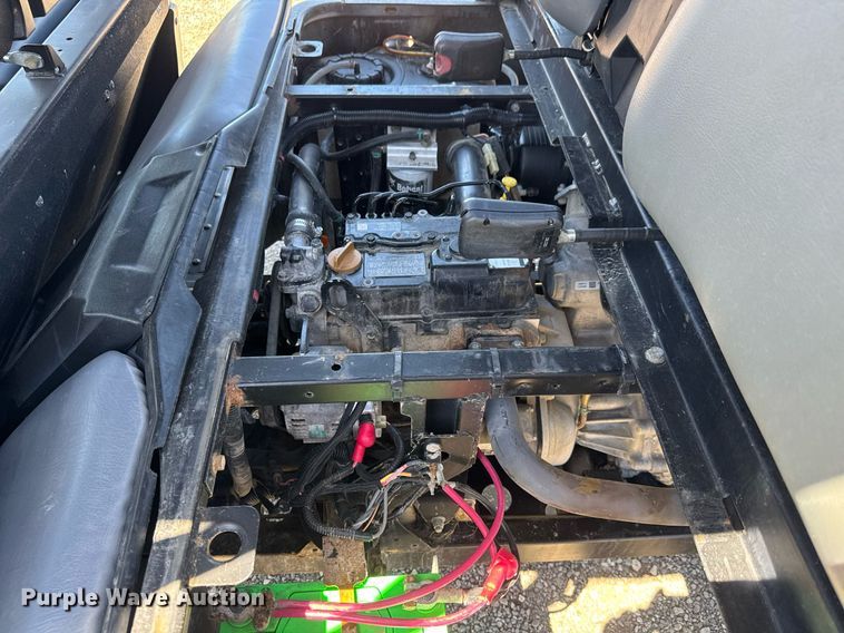 image for item DY0033 2013 Polaris 3400XL utility vehicle