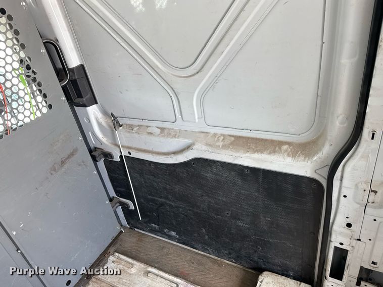 image for item DY0362 2018 Ford Transit Series 250 delivery van