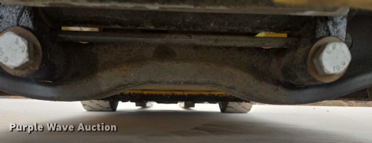 image for item DY1136 Caterpillar EP4000 forklift