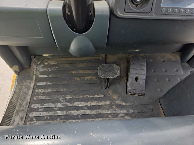 image for item DY1136 Caterpillar EP4000 forklift