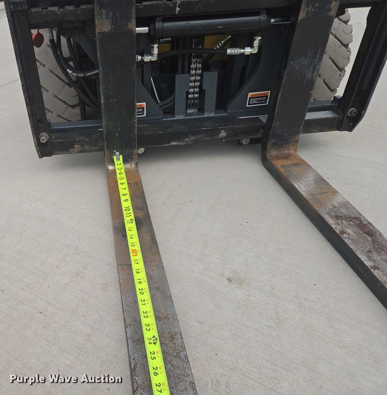 image for item DY1137 Caterpillar EP4000 forklift