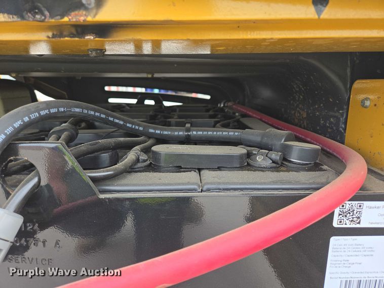 image for item DY1137 Caterpillar EP4000 forklift