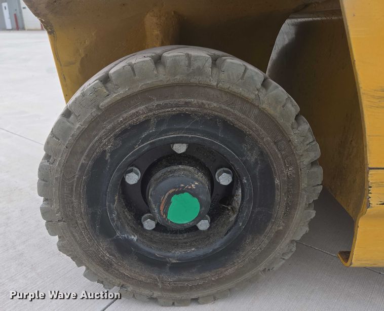 image for item DY1137 Caterpillar EP4000 forklift