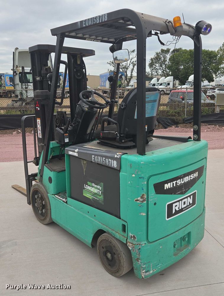 image for item DY1138 Mitsubishi FBC25N forklift