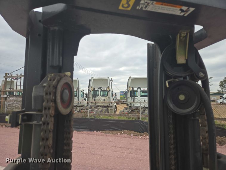 image for item DY1138 Mitsubishi FBC25N forklift