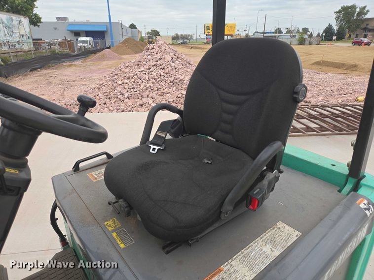 image for item DY1138 Mitsubishi FBC25N forklift