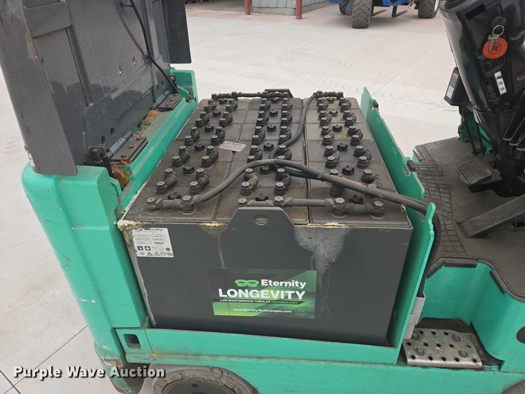 image for item DY1138 Mitsubishi FBC25N forklift