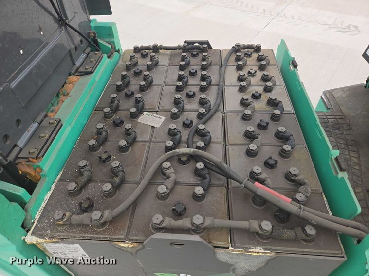 image for item DY1138 Mitsubishi FBC25N forklift