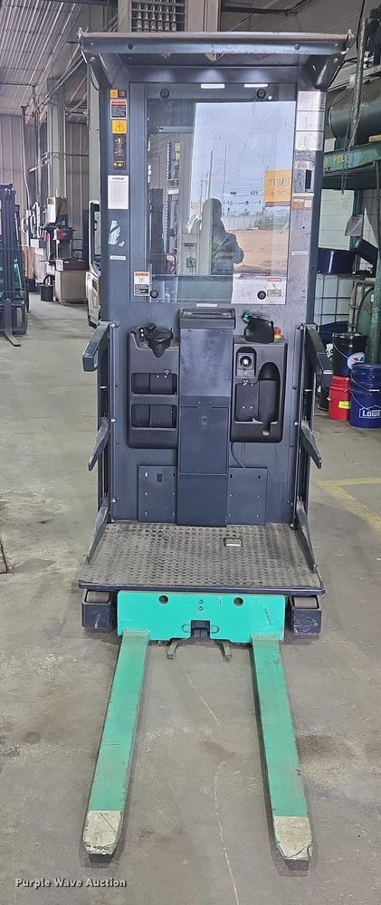 image for item DY1139 Mitsubishi EOP15HN2 order picker