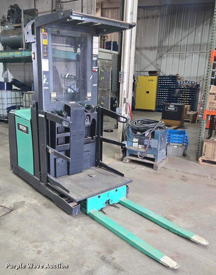 image for item DY1139 Mitsubishi EOP15HN2 order picker