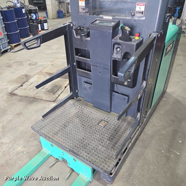 image for item DY1139 Mitsubishi EOP15HN2 order picker