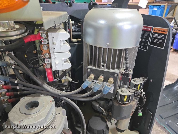 image for item DY1139 Mitsubishi EOP15HN2 order picker