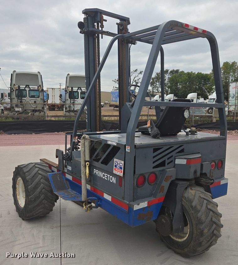 image for item DY1140 1998 Princeton D50 forklift