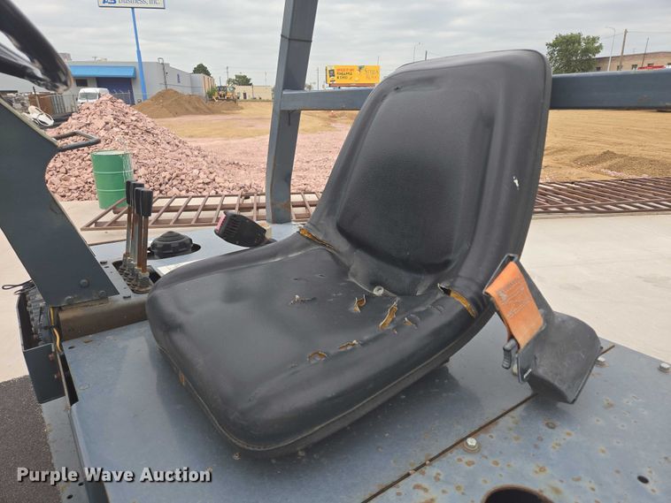 image for item DY1140 1998 Princeton D50 forklift