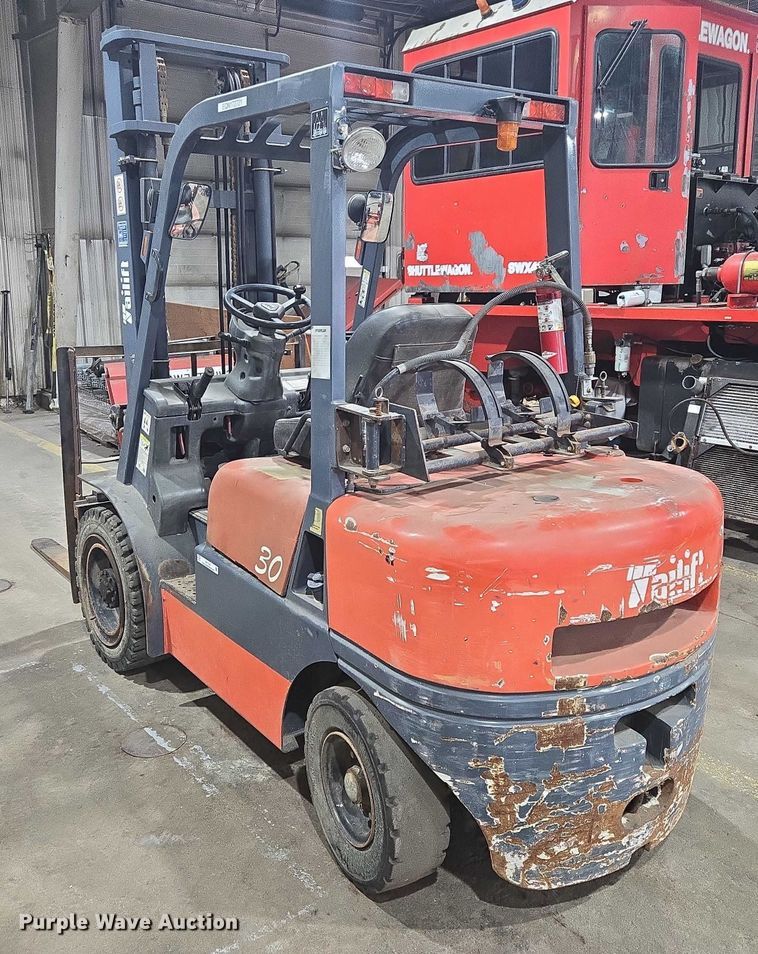 image for item DY1141 Tailift FG30 forklift
