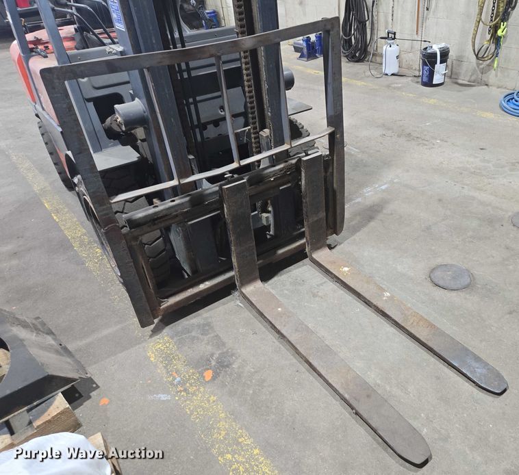 image for item DY1141 Tailift FG30 forklift