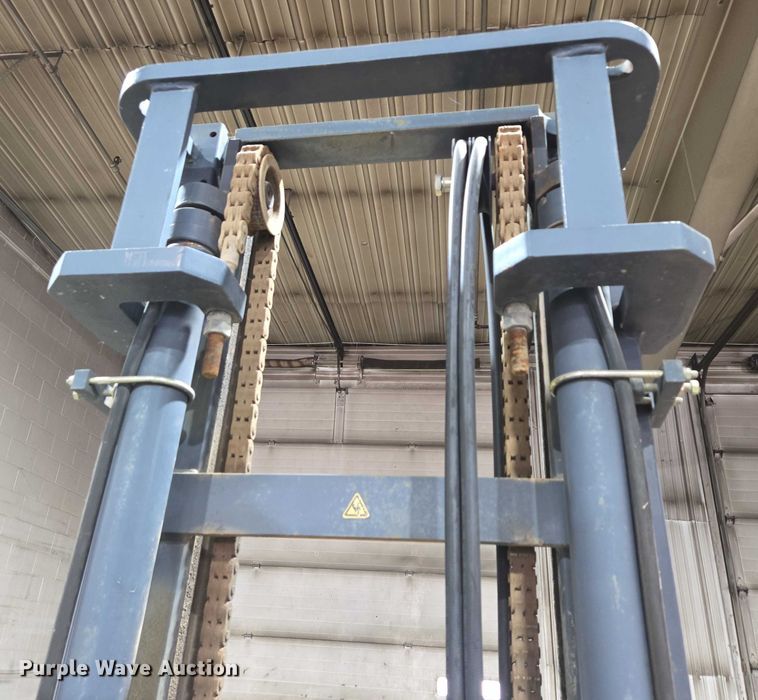 image for item DY1141 Tailift FG30 forklift