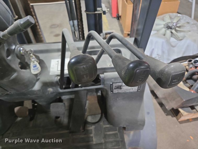 image for item DY1141 Tailift FG30 forklift