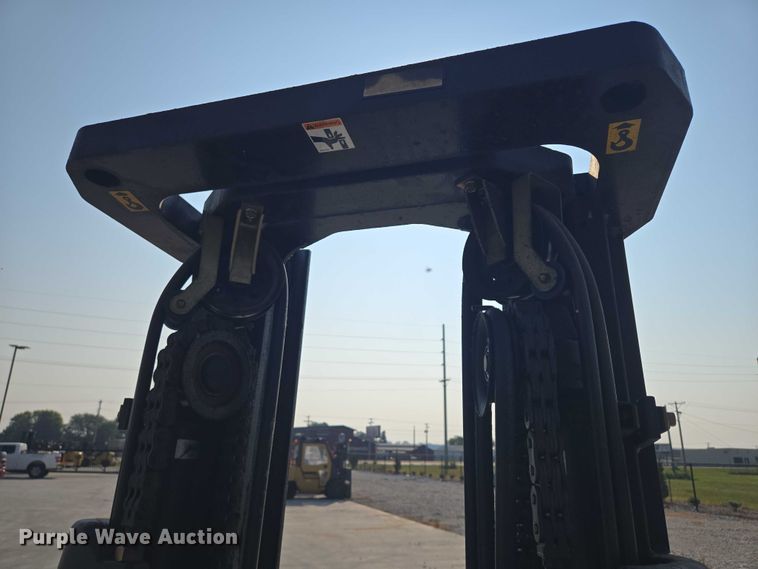 image for item DY1173 Caterpillar E6500-AC forklift