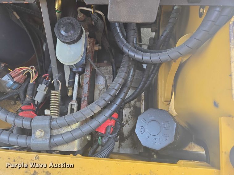 image for item DY1173 Caterpillar E6500-AC forklift